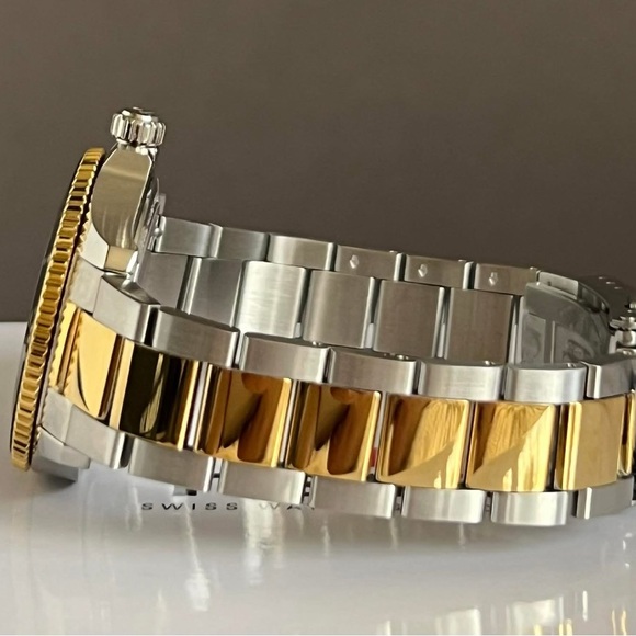 💰SOLD - T120.210.22.051.00 - Tissot Women’s Seastar 1000 Quartz Watch - Picture 9 of 13